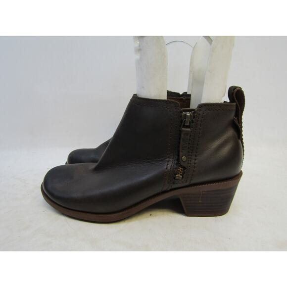 TEVA Womens Size 8.5 M Brown Leather Zip Ankle Fashion Boots Bootie - Picture 1 of 12
